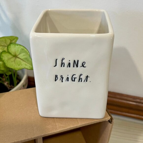 Rae Dunn Glow Glam Shine Bright Vanity Set - Picture 3 of 6